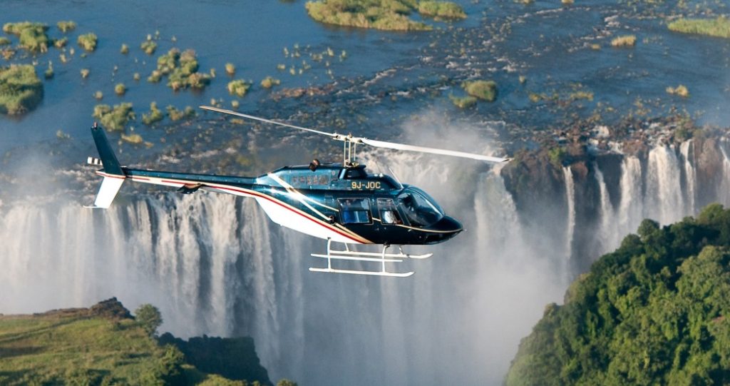 Helicopter-flight-cruise-ove-victoria-falls-the-flight-of-Angels-Zimbabbwe