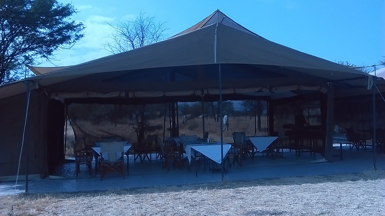 Kati Kati tented lodge dining tent Serengeti